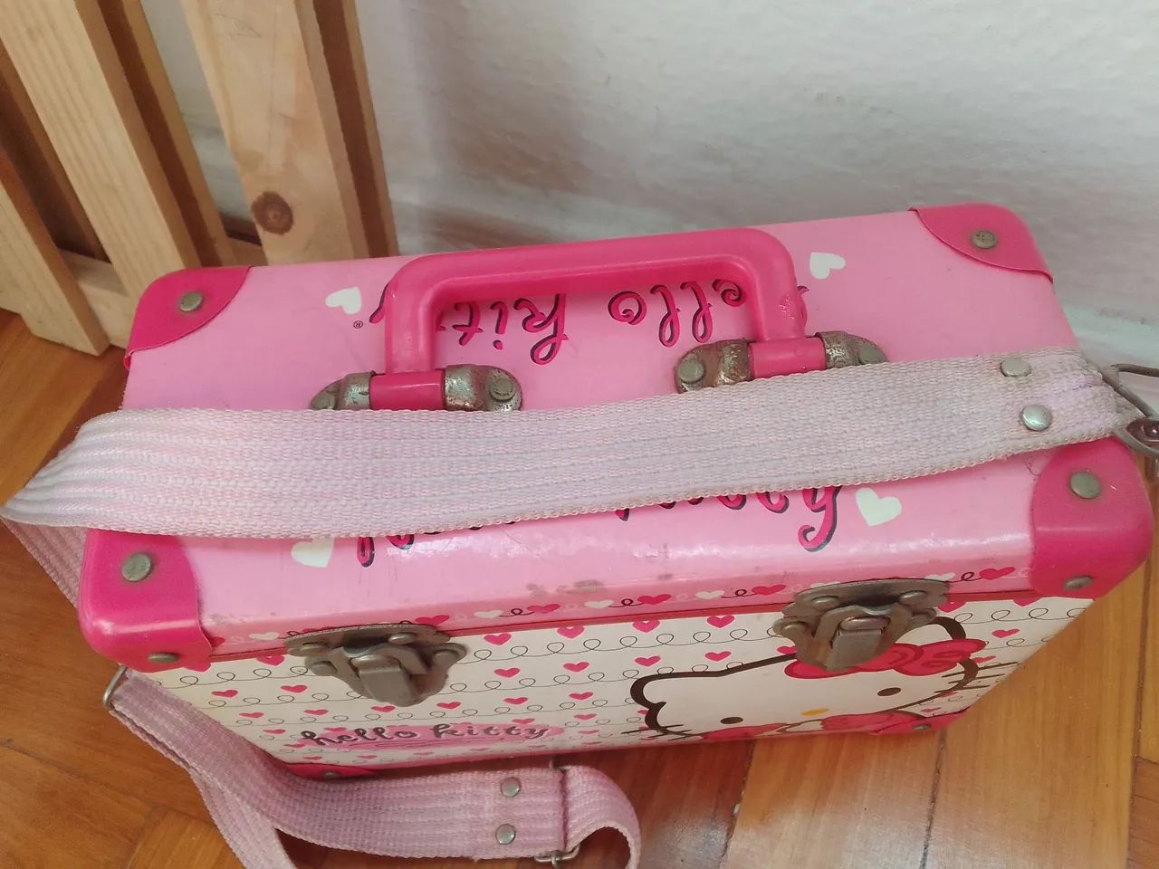 Frasqueira Hello Kitty antiga usada - Foto 5