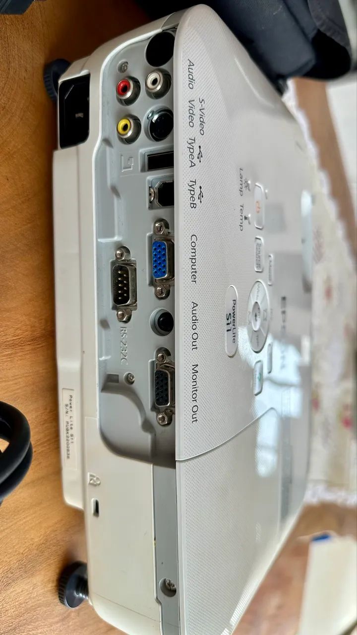 Projetor Epson PowerLite S11 branco - Foto 5