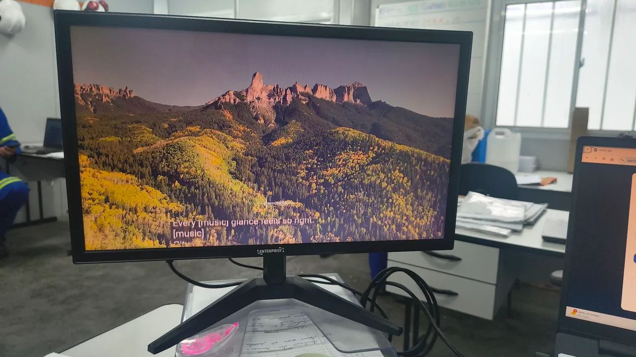Monitor " Enterprise" 20 Polegadas  - Foto 3