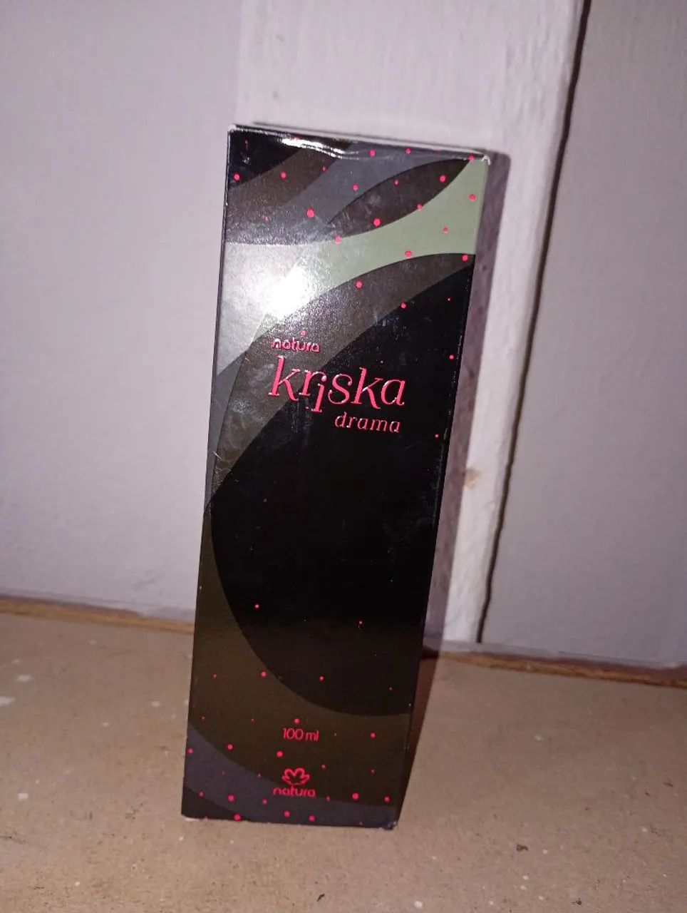 Perfume nunca usado kriska drama 