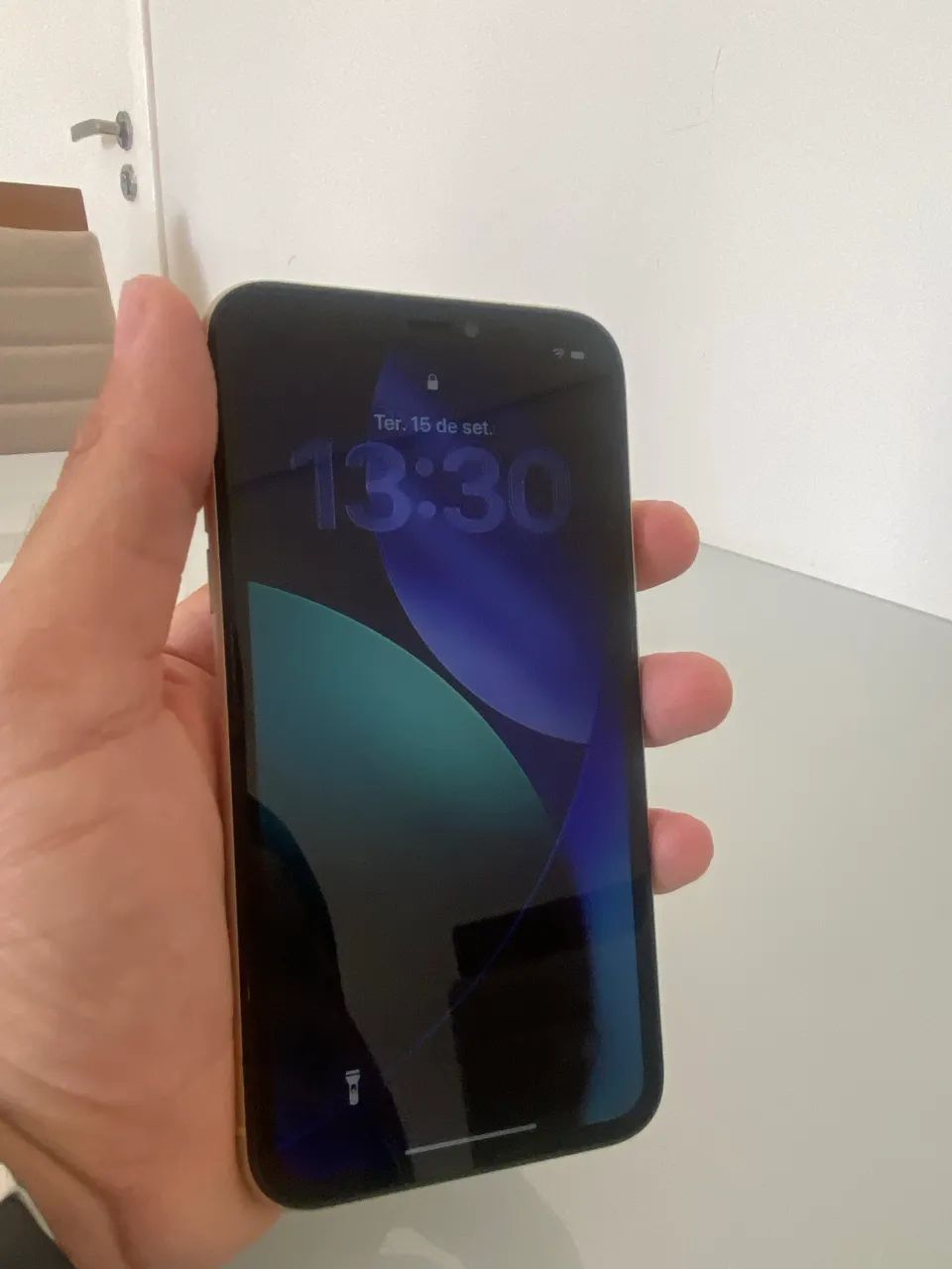 iPhone 11 Branco 128gb - Foto 4