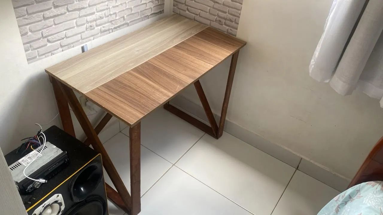 Escrivaninha ( mesinha para notebook, computador) - Foto 4