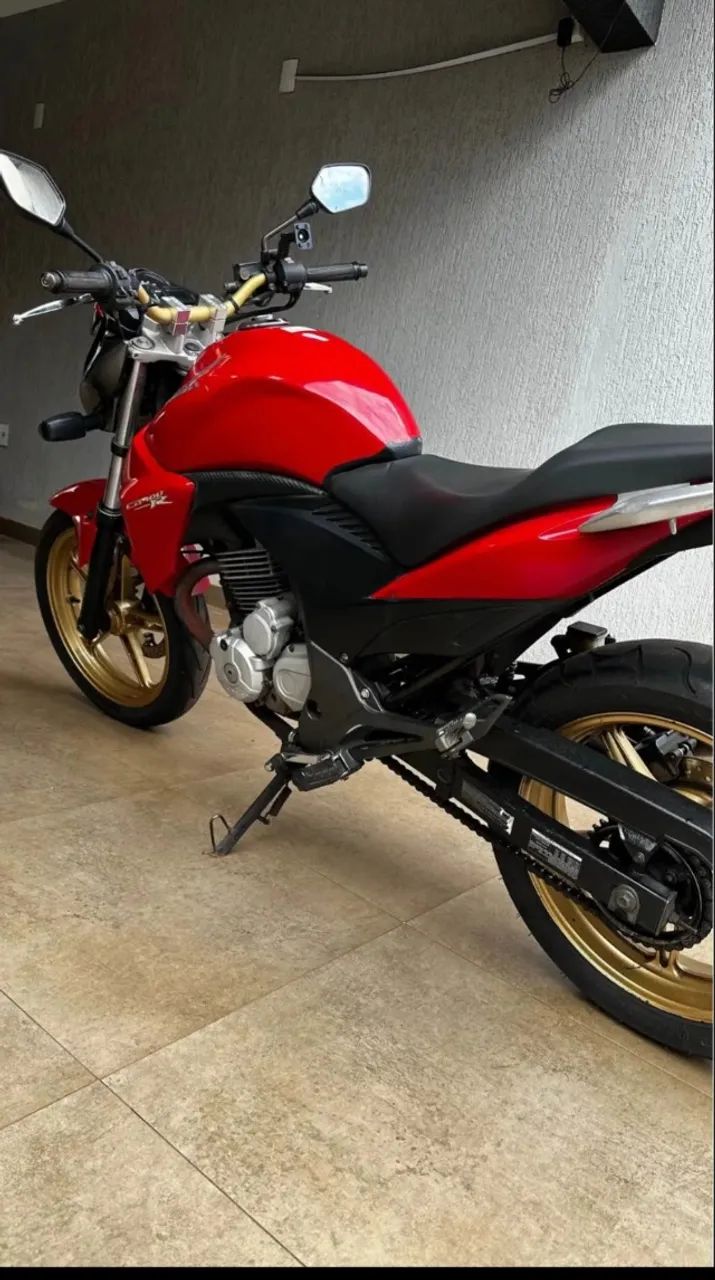 CB300 2010 - Foto 4