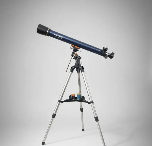 Telescópio Celestron Astromaster 70eq (Usado)