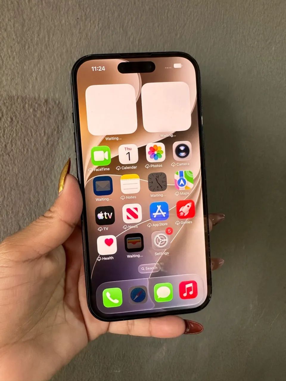 iPhone 15 