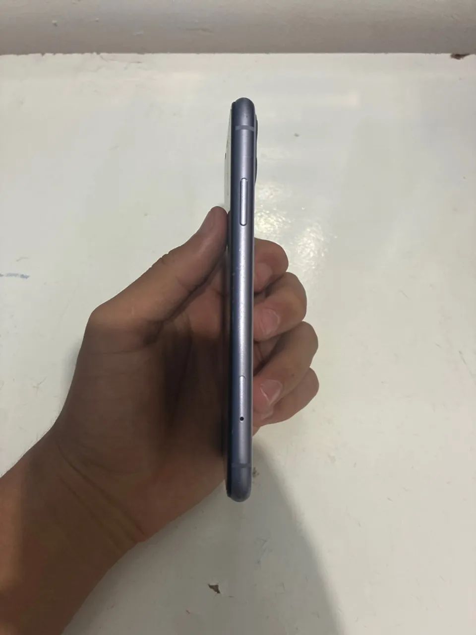 Celular IPhone 11 lilás  - Foto 4