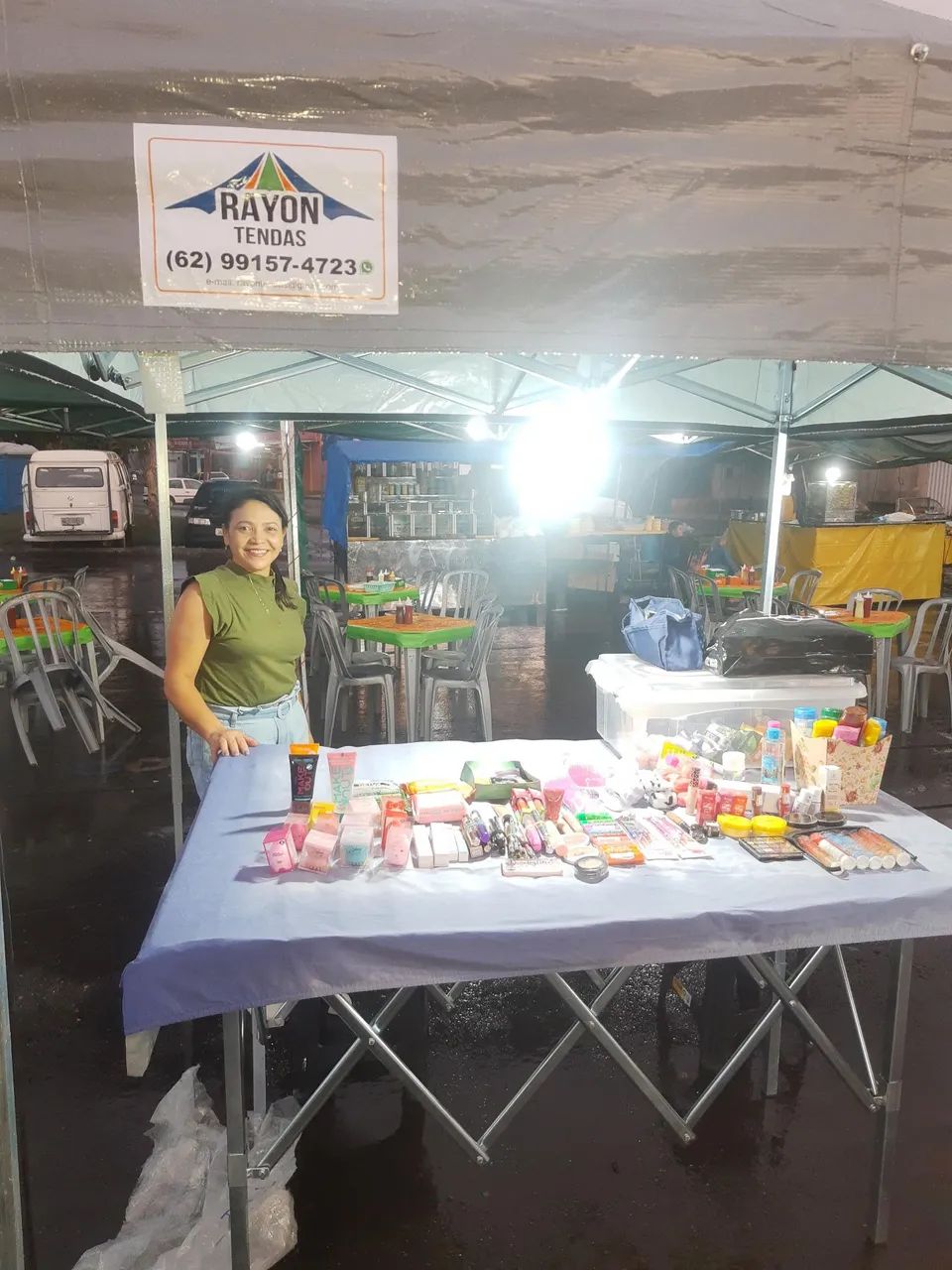 Tenda completa 2x2 com base pra balcão 1x1 e mesa retrátil 