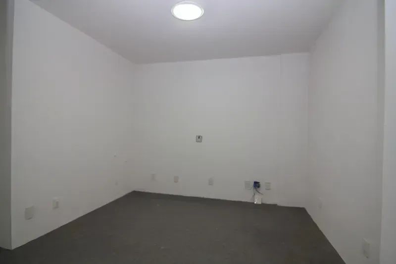 Sala para venda na Barata Ribeiro, em Copacabana - Foto 5