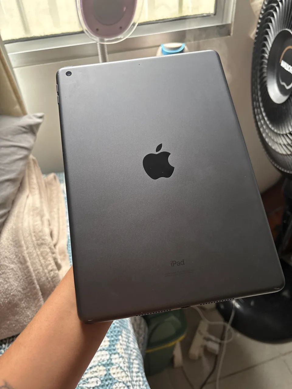 Vendo iPad 8ª geração - 32GB (usado) - Foto 2