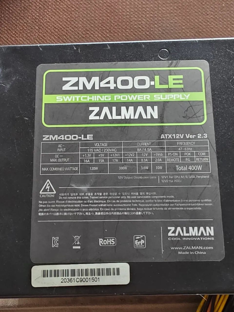 Fonte de alimentação Zalman 400