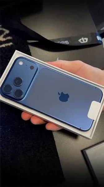 Iphone 17 Pro MAX 256 GB - Foto 3