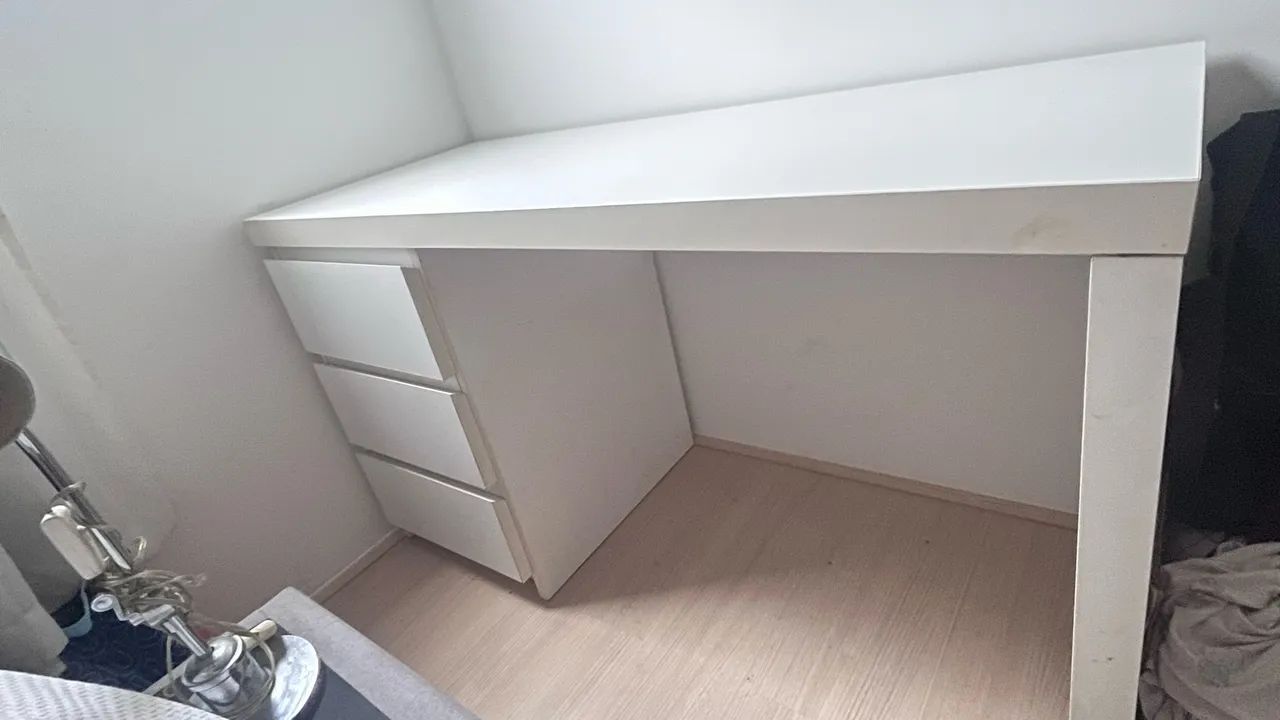 MESA BRANCA PARA ESCRITÓRIO 