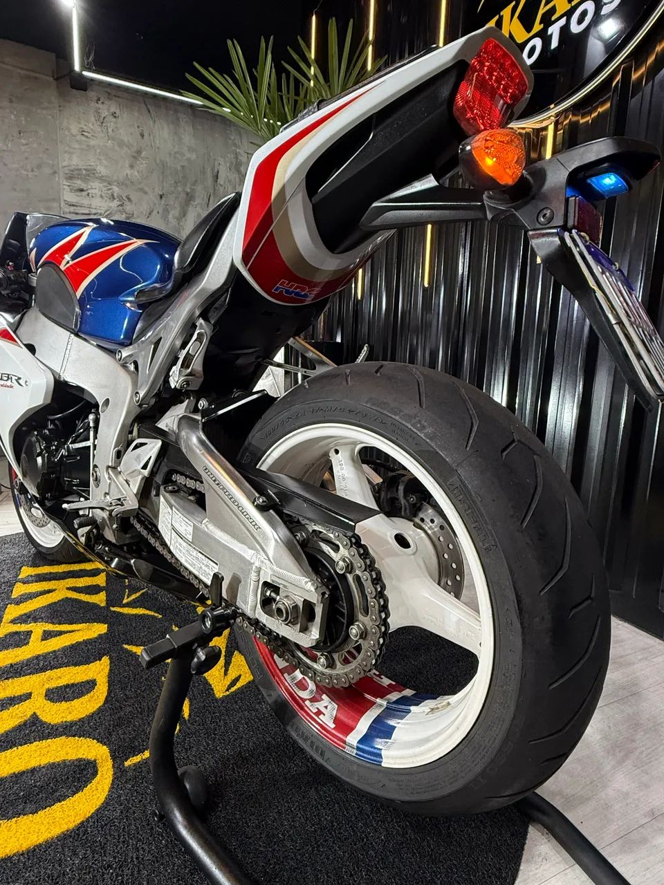 CBR 1000 RR - OFERTA - Foto 4