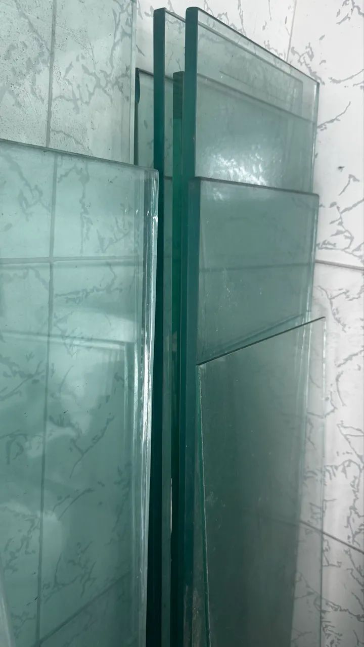 Prateleiras de vidros variados  - Foto 4