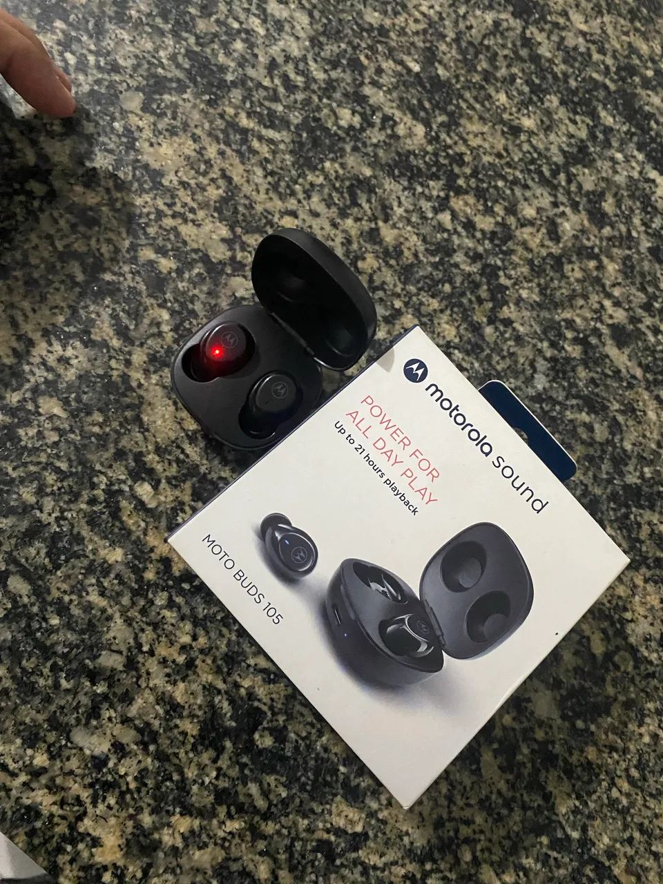 Fone Bluetooth motorola buds  - Foto 5