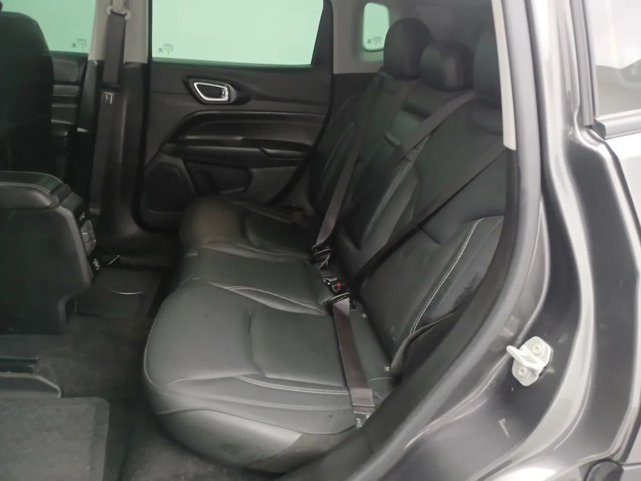 Jeep Compass LONG. T270 1.3 TB 4x2 Flex Aut., foto 17 de 18