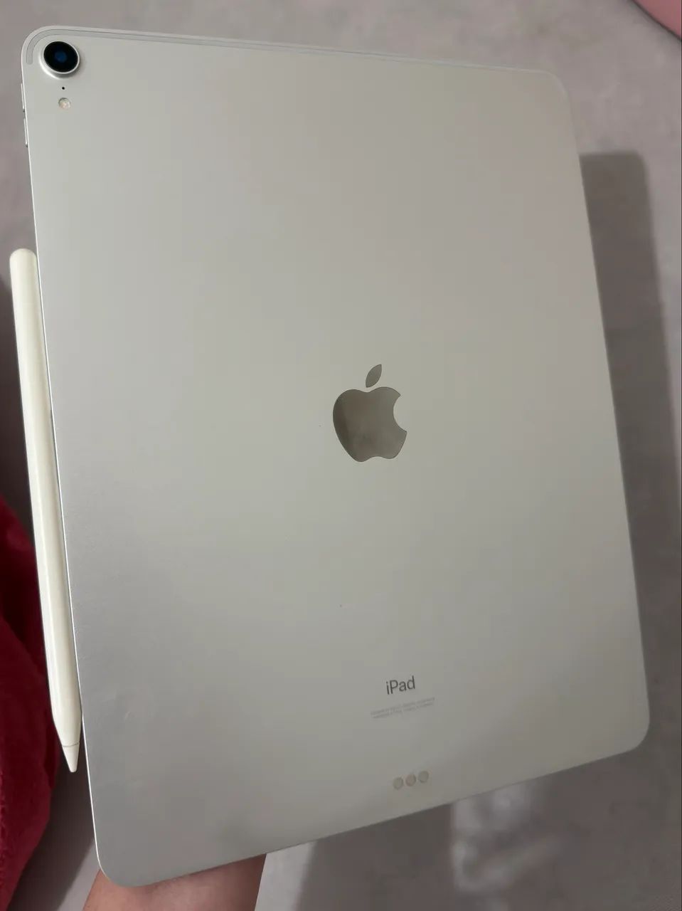 Vendo Ipad pro 12.9 3ª geração 256gb + Apple pencil 2 - Foto 3