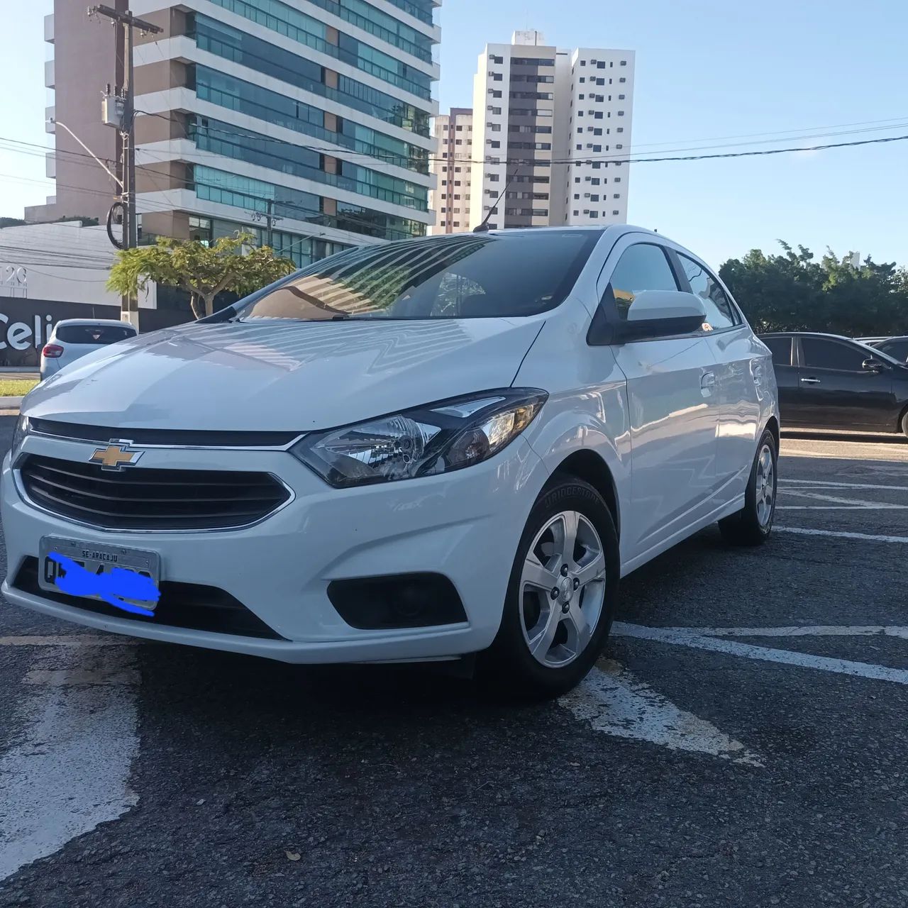 Chevrolet Onix Hatch LT 1.4 8V Flex Mec. 4P 2019 - Foto 3