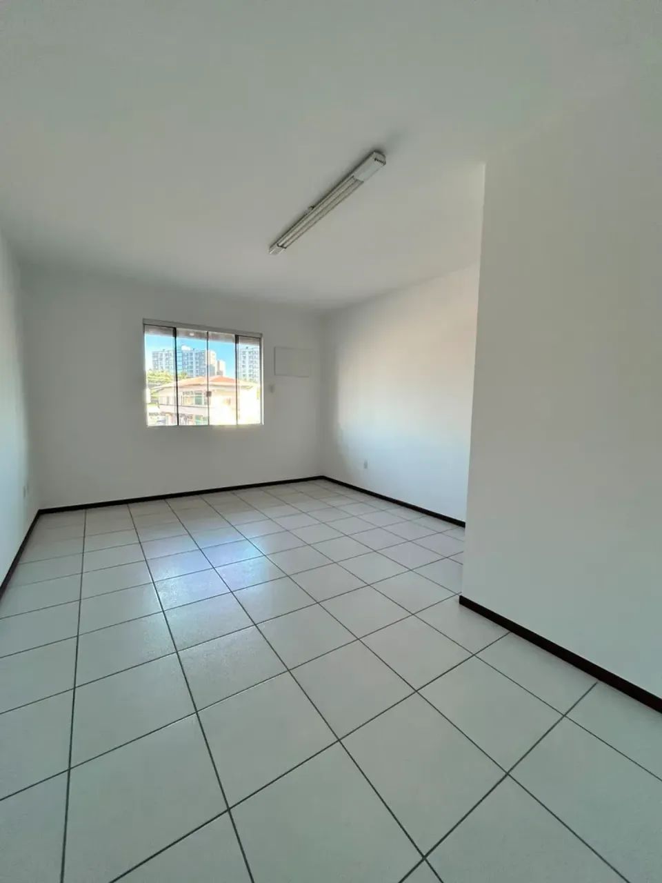 Sala Comercial de 2º Piso no São João - Foto 2