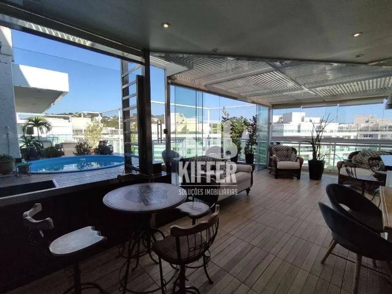 COBERTURA EM CAMBOINHAS -NITERÓI