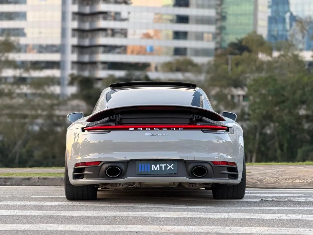 Porsche 911 Carrera Coupe 2022 - Foto 5