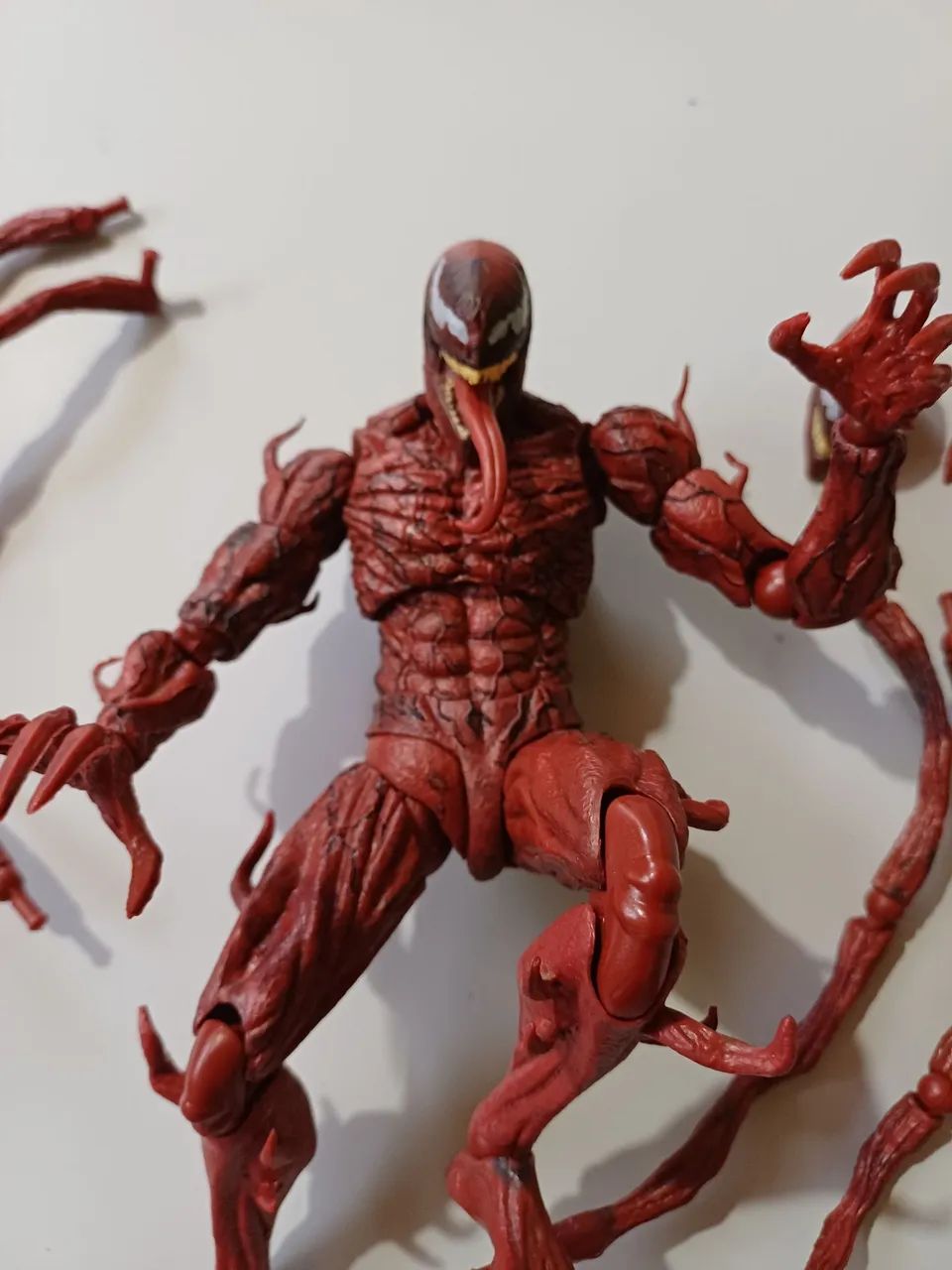 Figura carnage usado  - Foto 3
