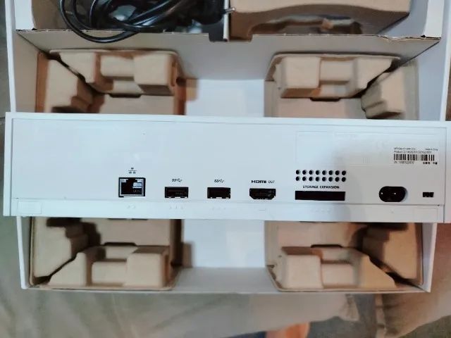 ? Xbox Series S 512 GB + Caixa Original - Foto 2