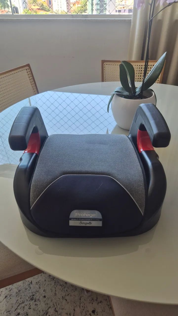Assento Elevatório Burigotto Protege 15 a 36 kg 