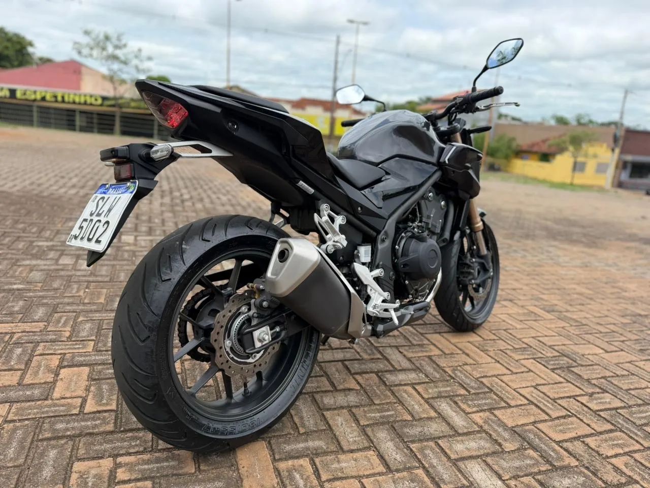 CB500F UNICA DONA Modelo 2024 - Foto 3