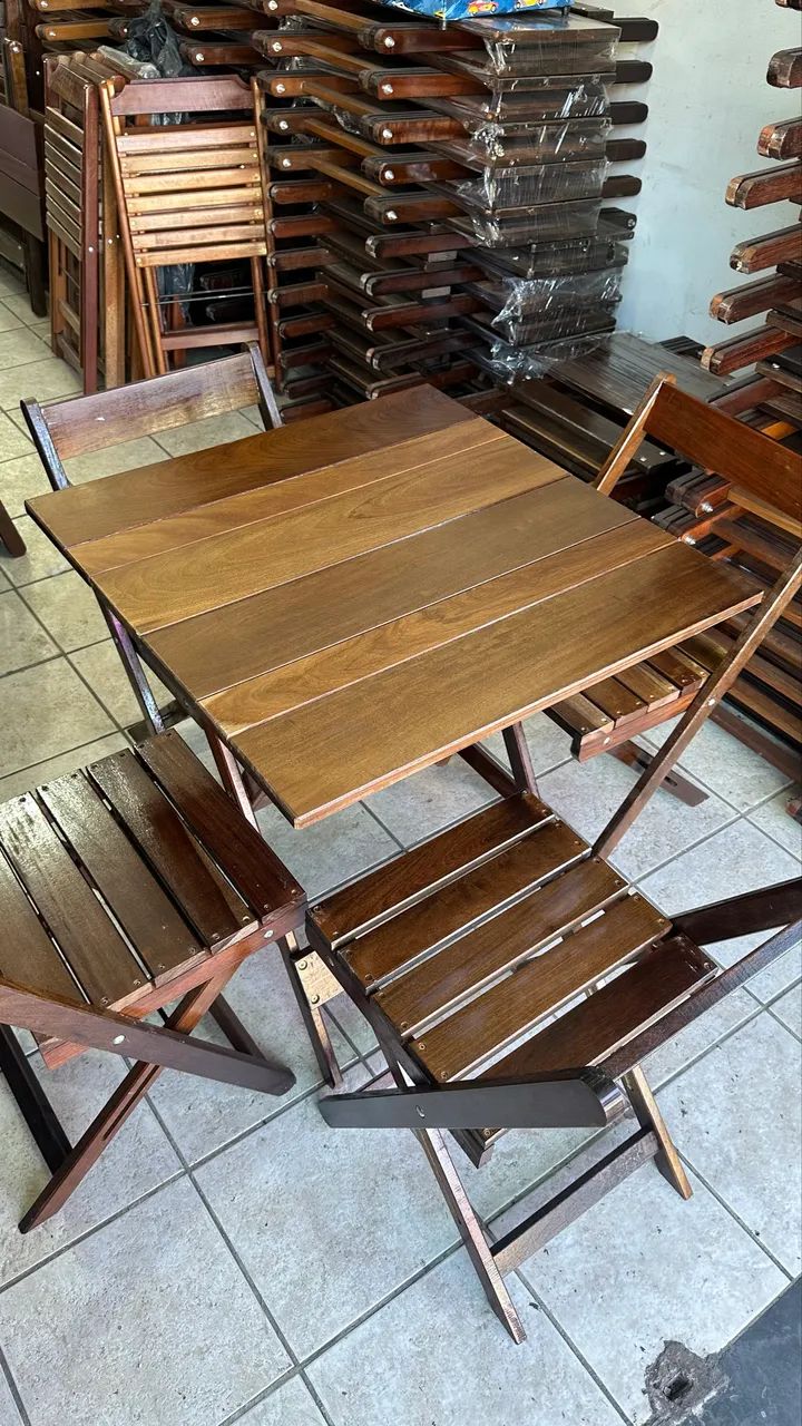 Kit de mesa dobrável com cadeiras madeira ipê nobre 
