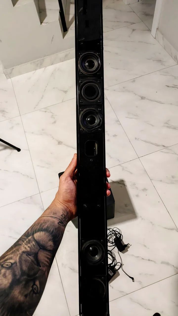 Soundbar Goldentec com defeito - Foto 2