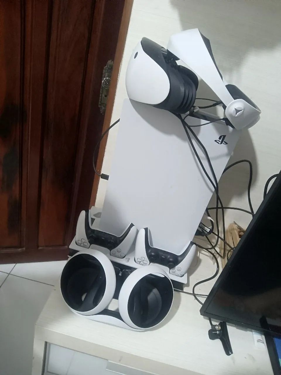 Playstation 5 com leitor  2tera + VR 2, vendo separadamente   - Foto 2