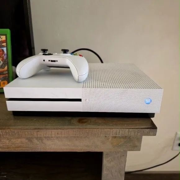 Xbox One S