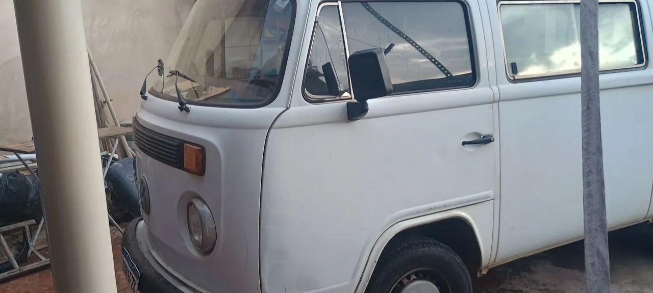 Volkswagen Kombi Standard/ Luxo/ Serie Prata 1998