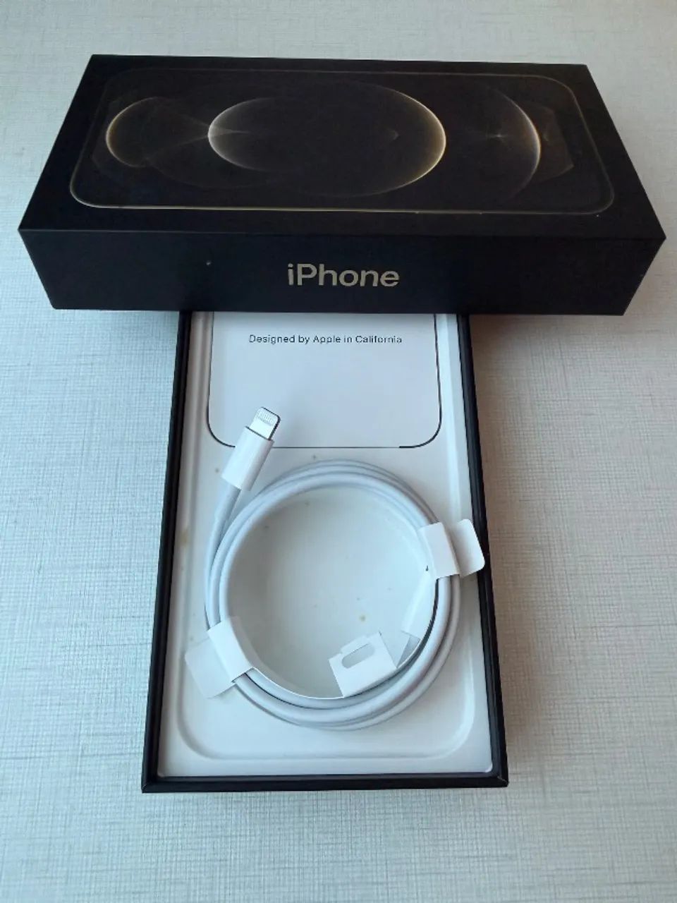 iPhone 12 Pro 256GB Gold | Caixa + Cabo Novo | Excelente Estado