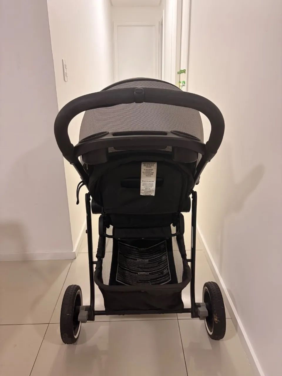 Carrinho de bebê Graco + bebê conforto compatível - Foto 5