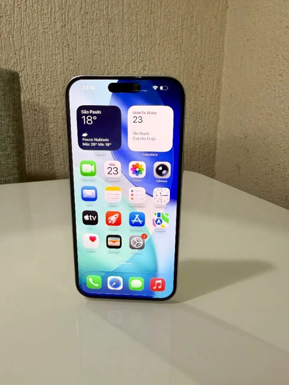 iPhone 16 Pro Max 256GB White Titanium - Celulares e Smartphones