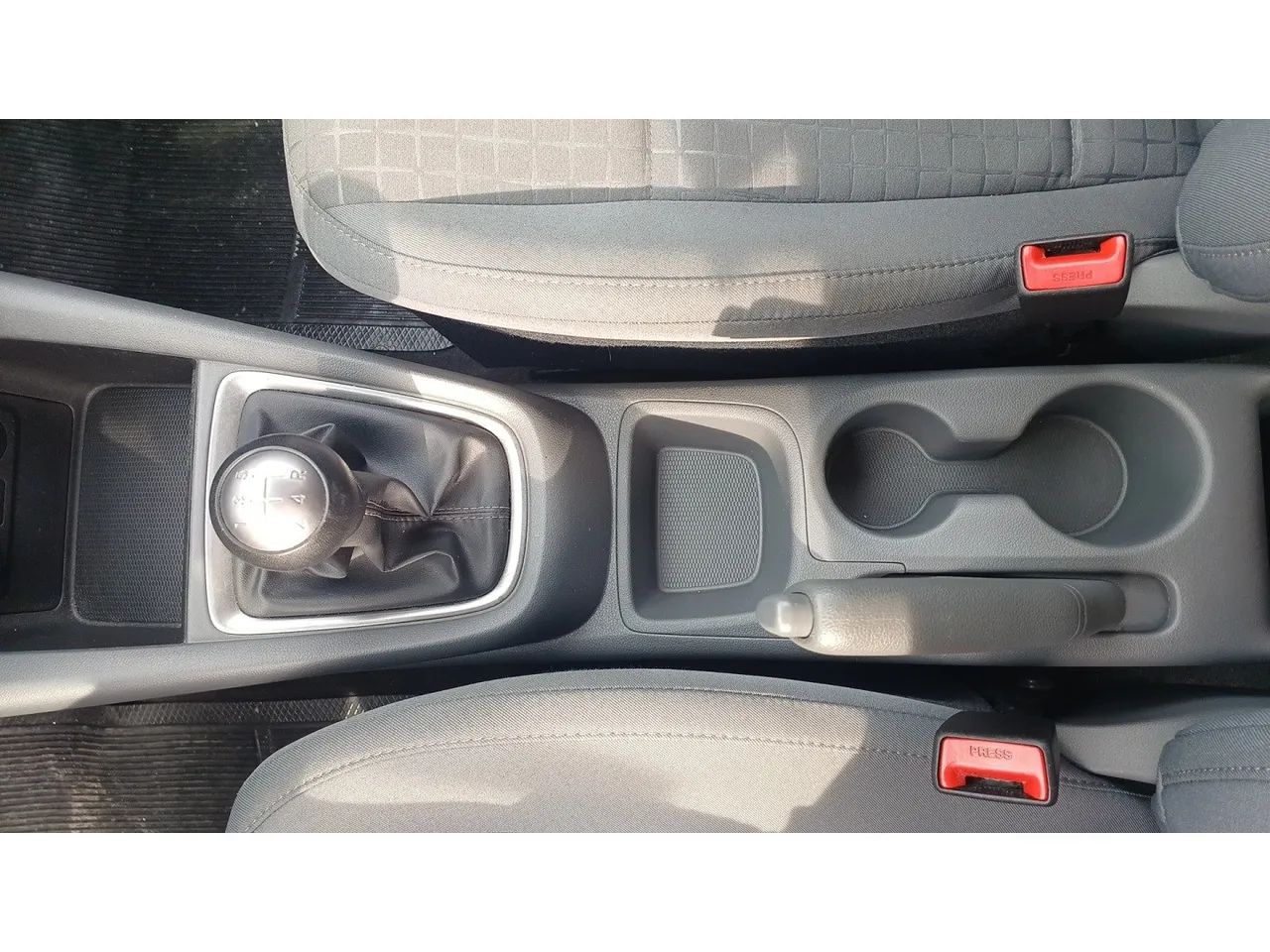 Hyundai HB20S Comfort Style 1.0 TB Flex 12V Mec., foto 16 de 16