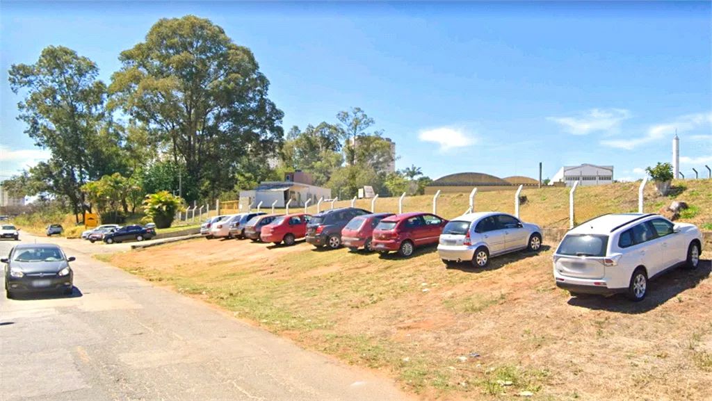Área com 7743,62m2, já com platô e rampa de acesso - Foto 2