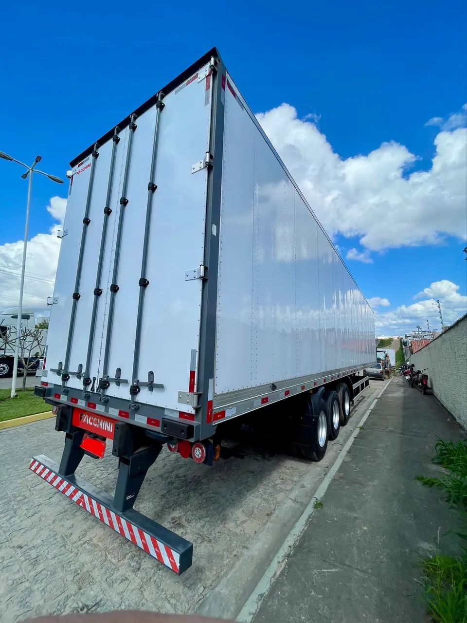 CARRETA BAÚ FACCHINI - ANO 2020 - Foto 3