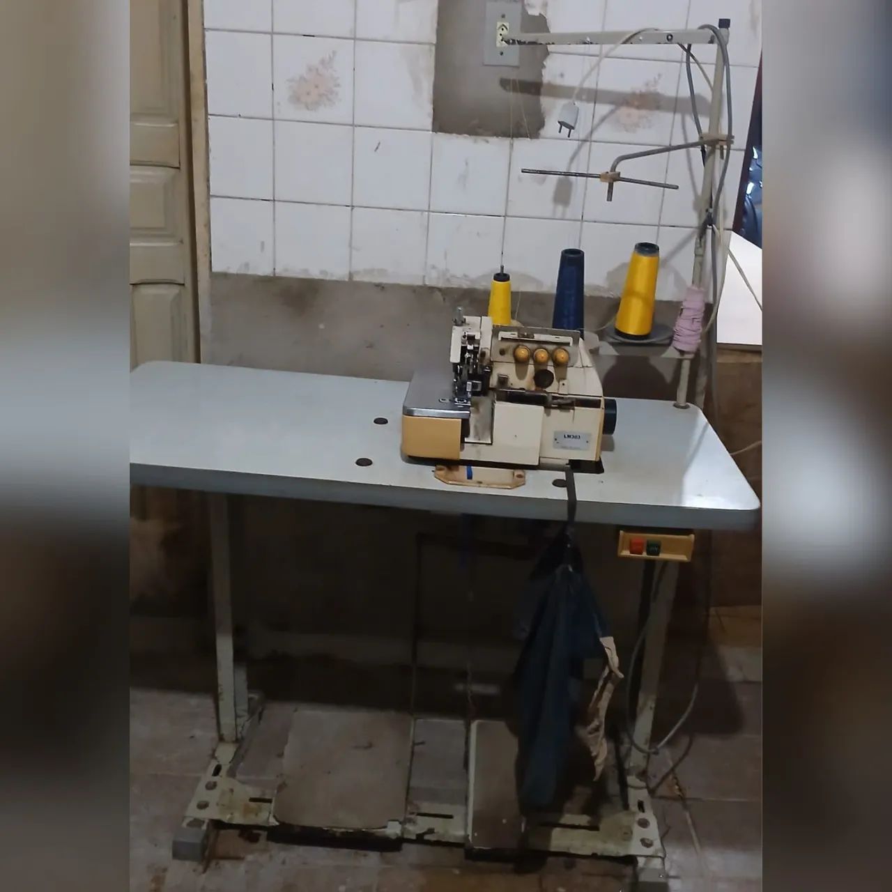 Maquina de Overlock
