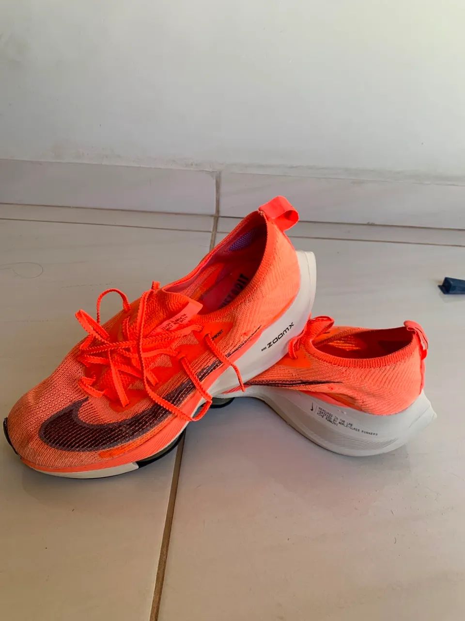 Vendo tênis da Nike alphafly 3 - Foto 2