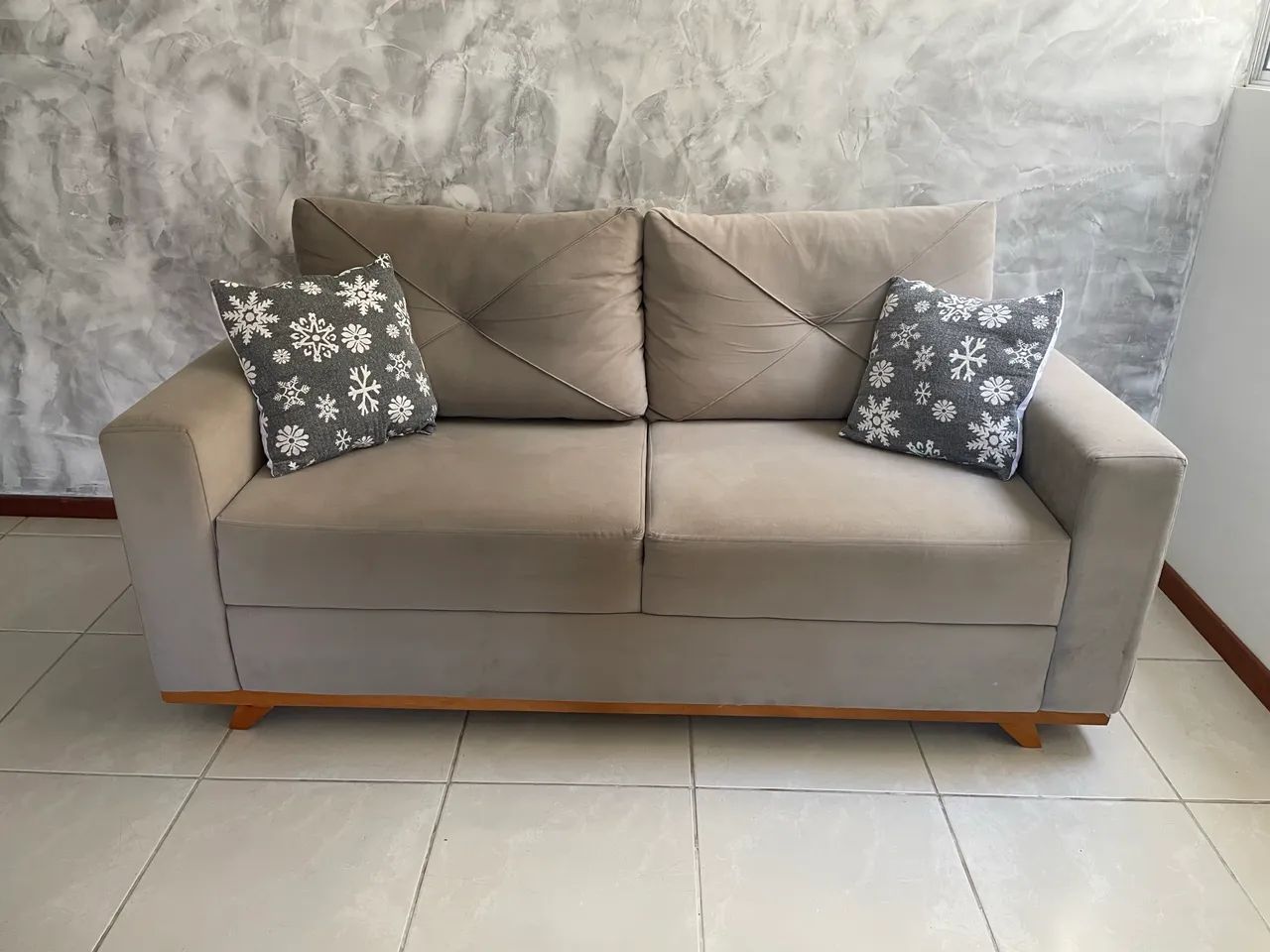 Sofá 2 Lugares - Cor Cinza - Foto 4