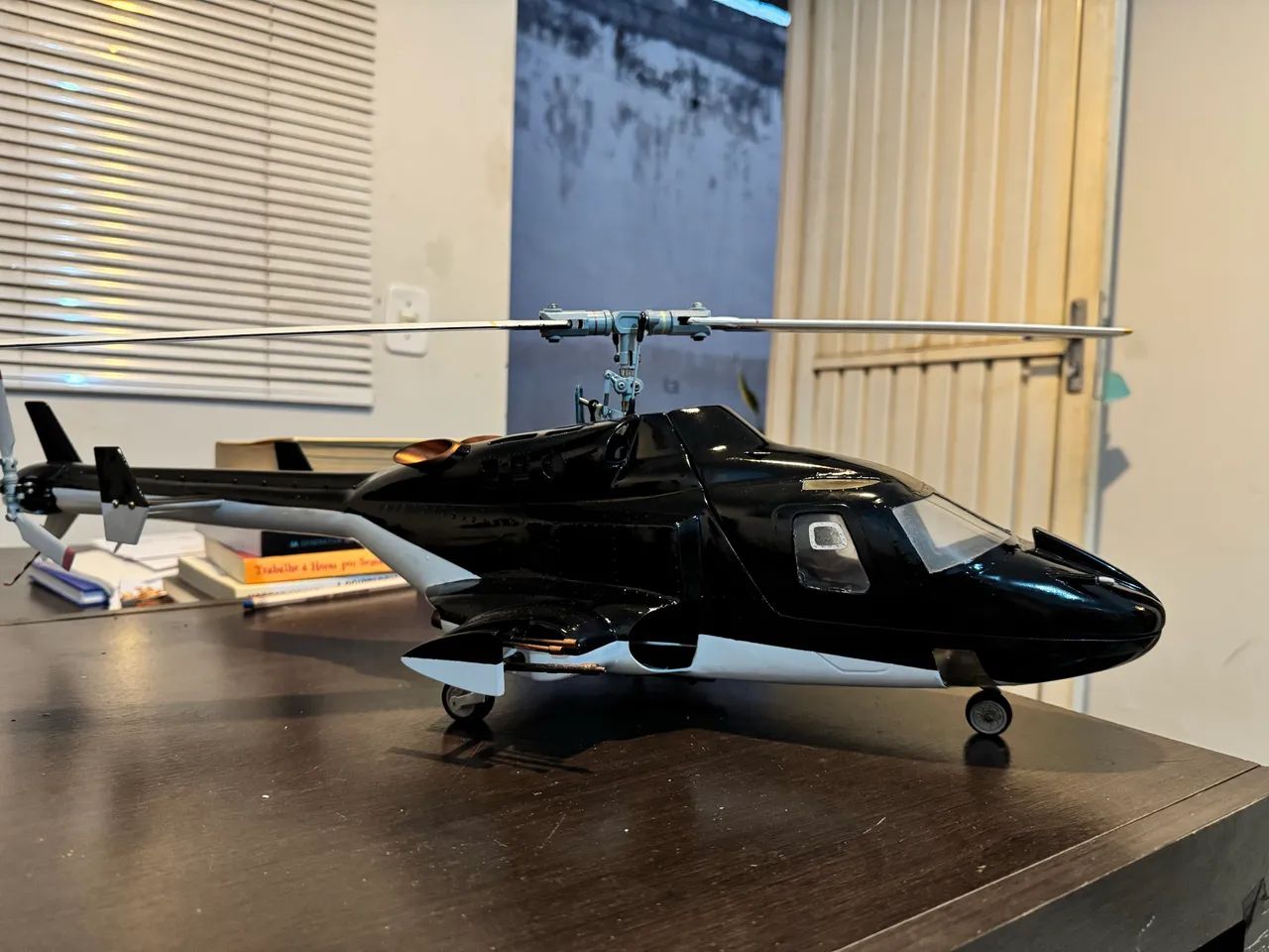 Helicóptero classe 450 Airwolf - Foto 4