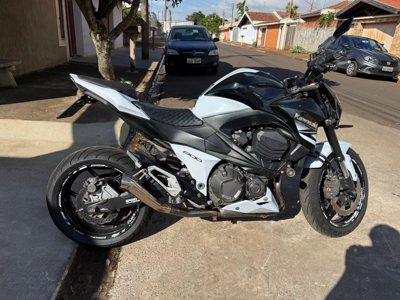 Kawasaki Z-800 2013 - 1504996863 | OLX