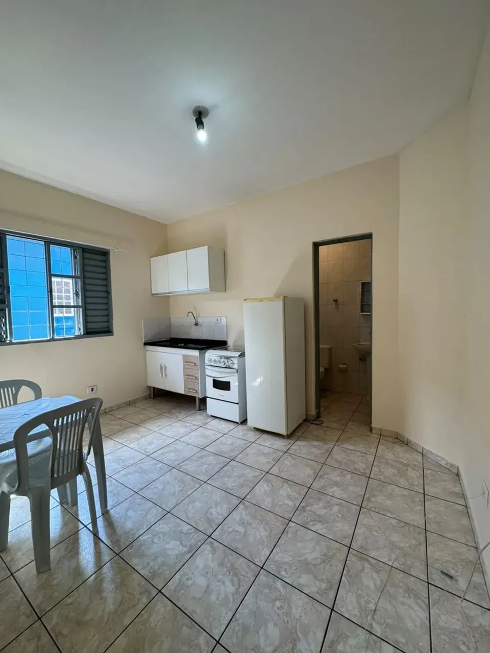 Imóvel para aluguel possui 25 metros quadrados com 1 quarto - Foto 2