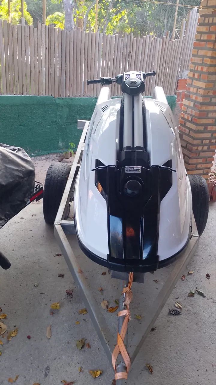 Superjet super jet Yamaha 4 tempos Estado de Zero - Foto 4