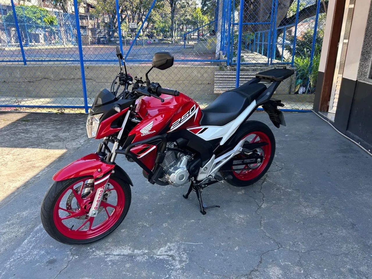 Cb250f twister abs