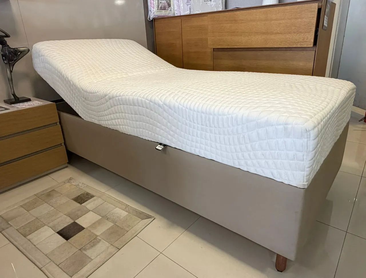 VENDO CAMA/COLCHÃO Articulada e motorizada elétrica solteiro, nova, nunca utilizada. - Foto 2