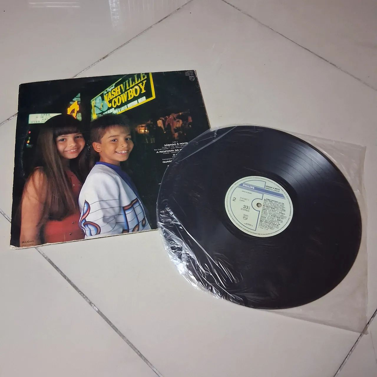 LP Vinil Sandy & Junior Sábado a noite / To ligado em você  - Foto 5